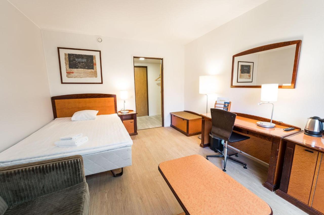 Budget Hotel Рааге Екстер'єр фото