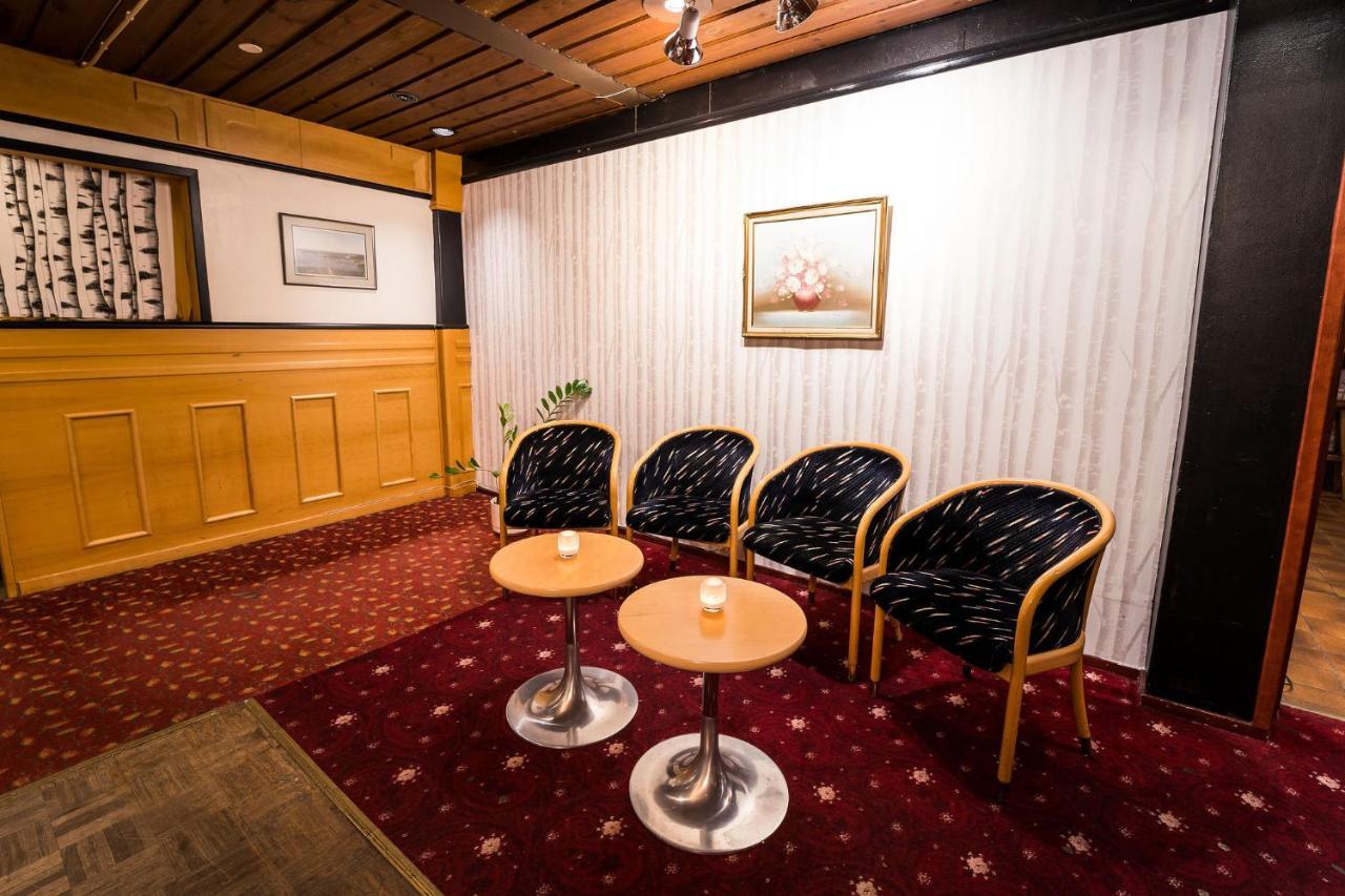 Budget Hotel Рааге Екстер'єр фото