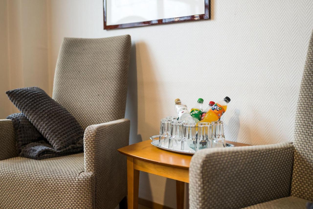 Budget Hotel Рааге Екстер'єр фото